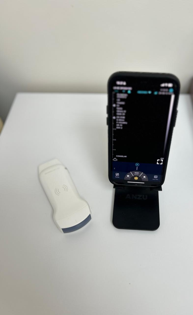 Ultrasom Portátil para infiltraçao = médico 2